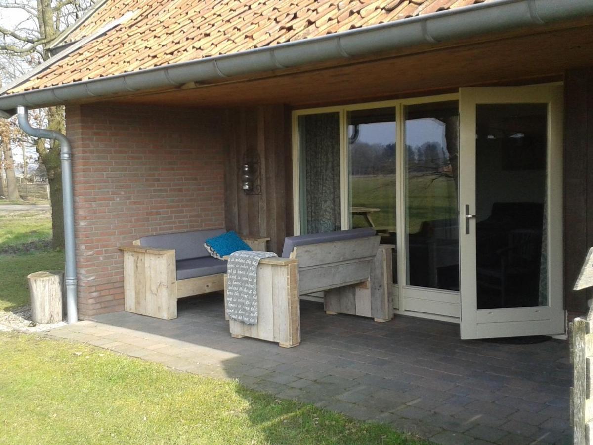 Peaceful Holiday Home With Roofed Terrace Geesteren  Room photo